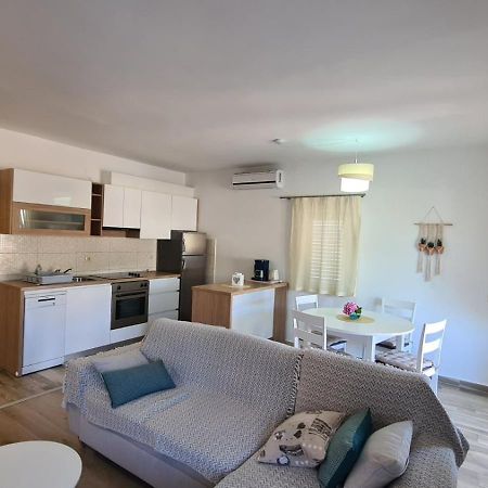 Apartments Ivanovski Rab Town Ngoại thất bức ảnh