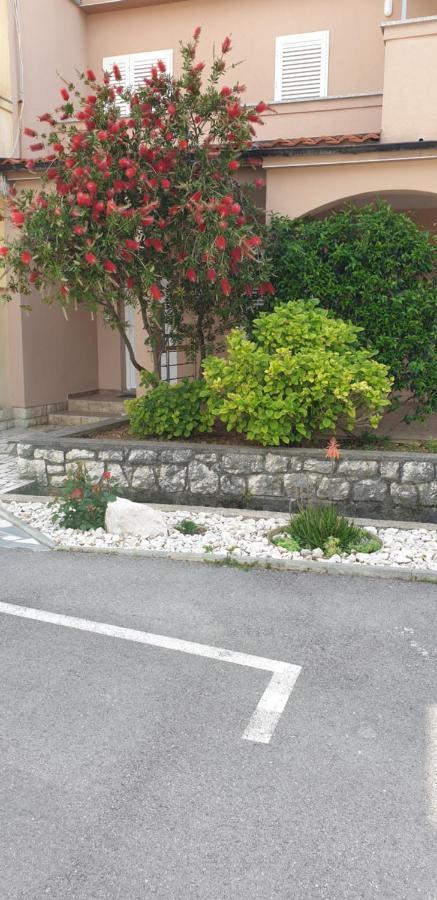 Apartments Ivanovski Rab Town Ngoại thất bức ảnh