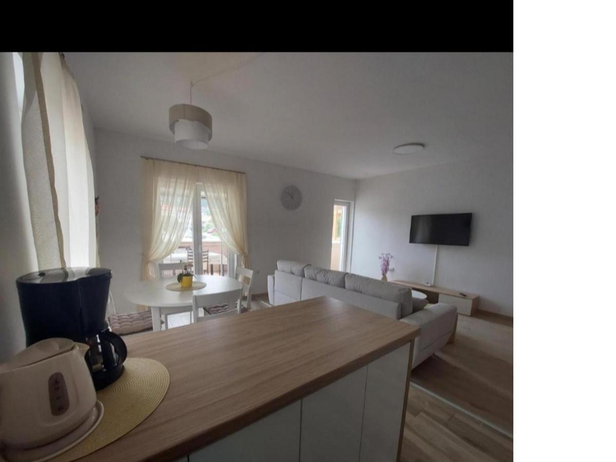 Apartments Ivanovski Rab Town Ngoại thất bức ảnh