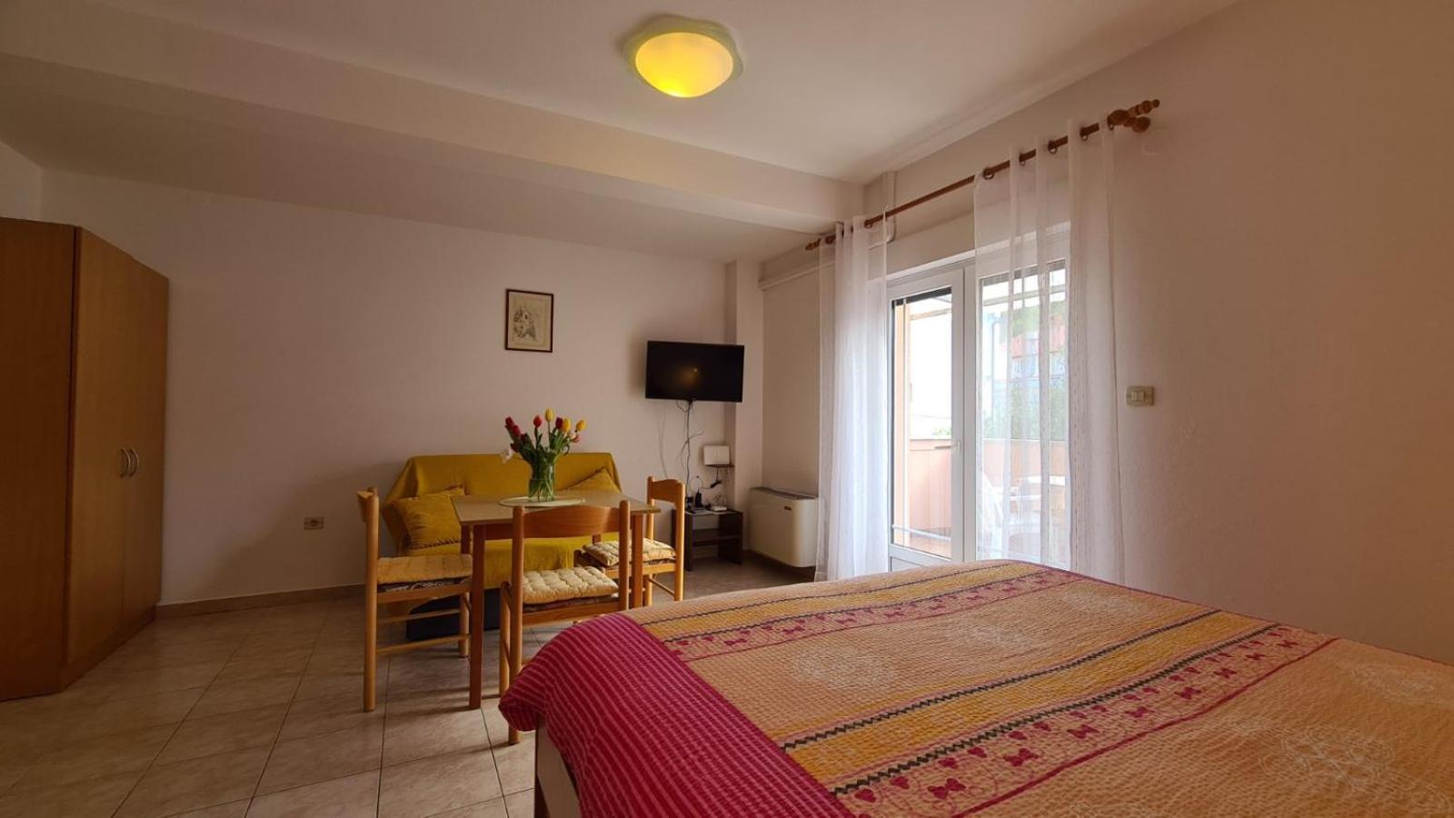 Apartments Ivanovski Rab Town Ngoại thất bức ảnh